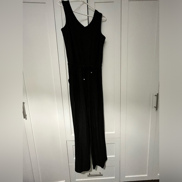 Black jumpsuit - Picture 1 of 1